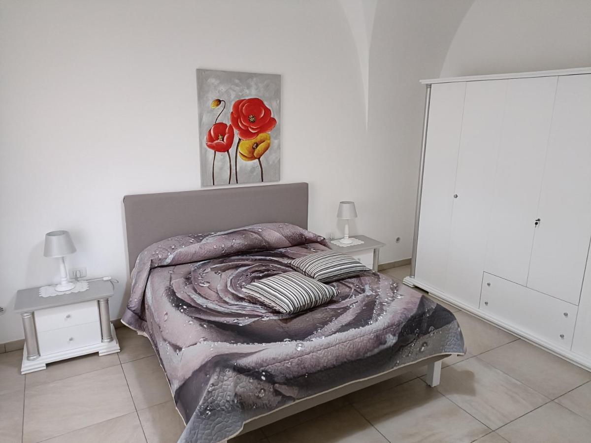 Apartamento La Casa Dei Desideri Oria  Exterior foto